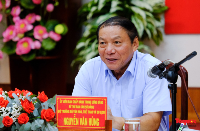 Bộ trưởng Nguyễn Văn Hùng gửi Thư chúc mừng Ngày Nhà giáo Việt Nam